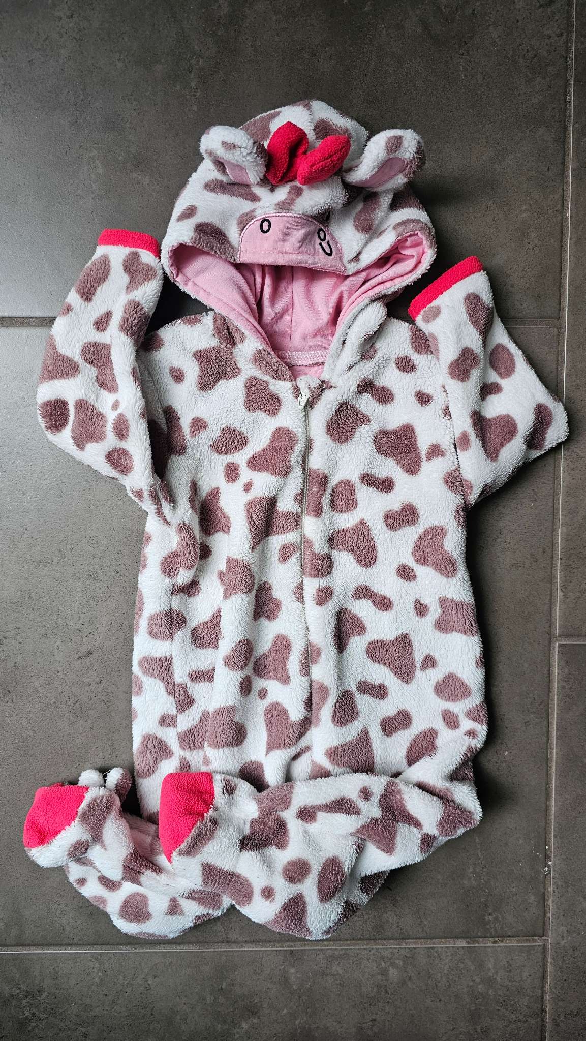 Cow Fleece Hooded Onesie (6 Months), Kids 6 Month (3-6M)
