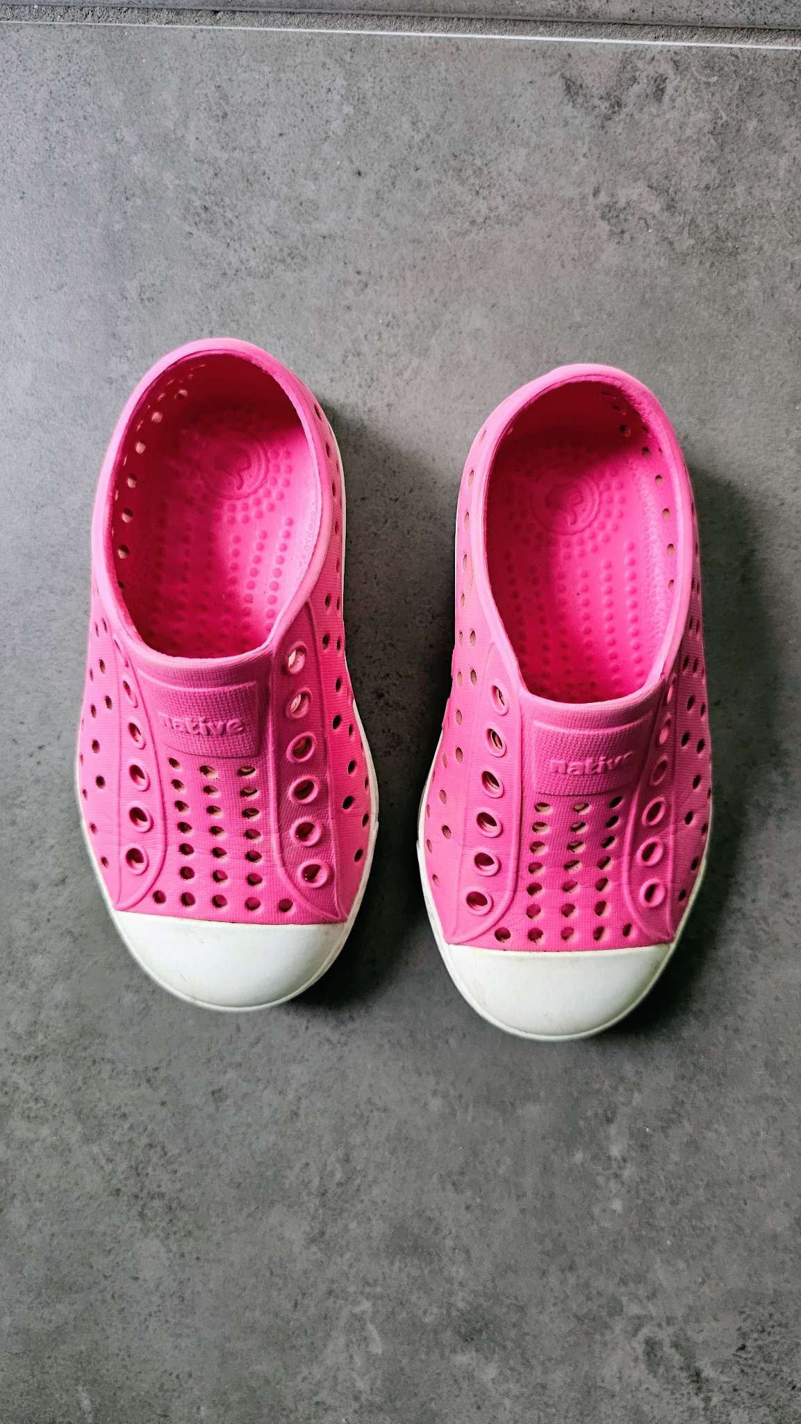 Native Pink Jefferson Shoes (Size 7), Shoes 7 (Walkers:12-24 mth)