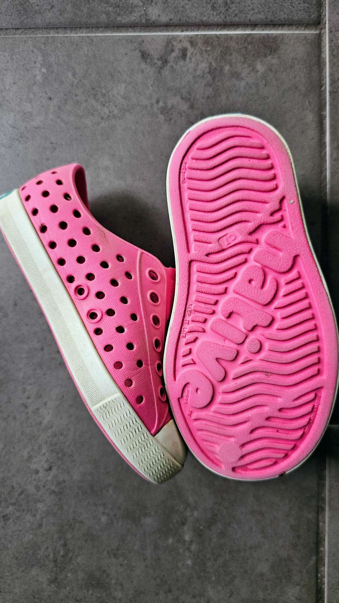 Native Pink Jefferson Shoes (Size 7), Shoes 7 (Walkers:12-24 mth)