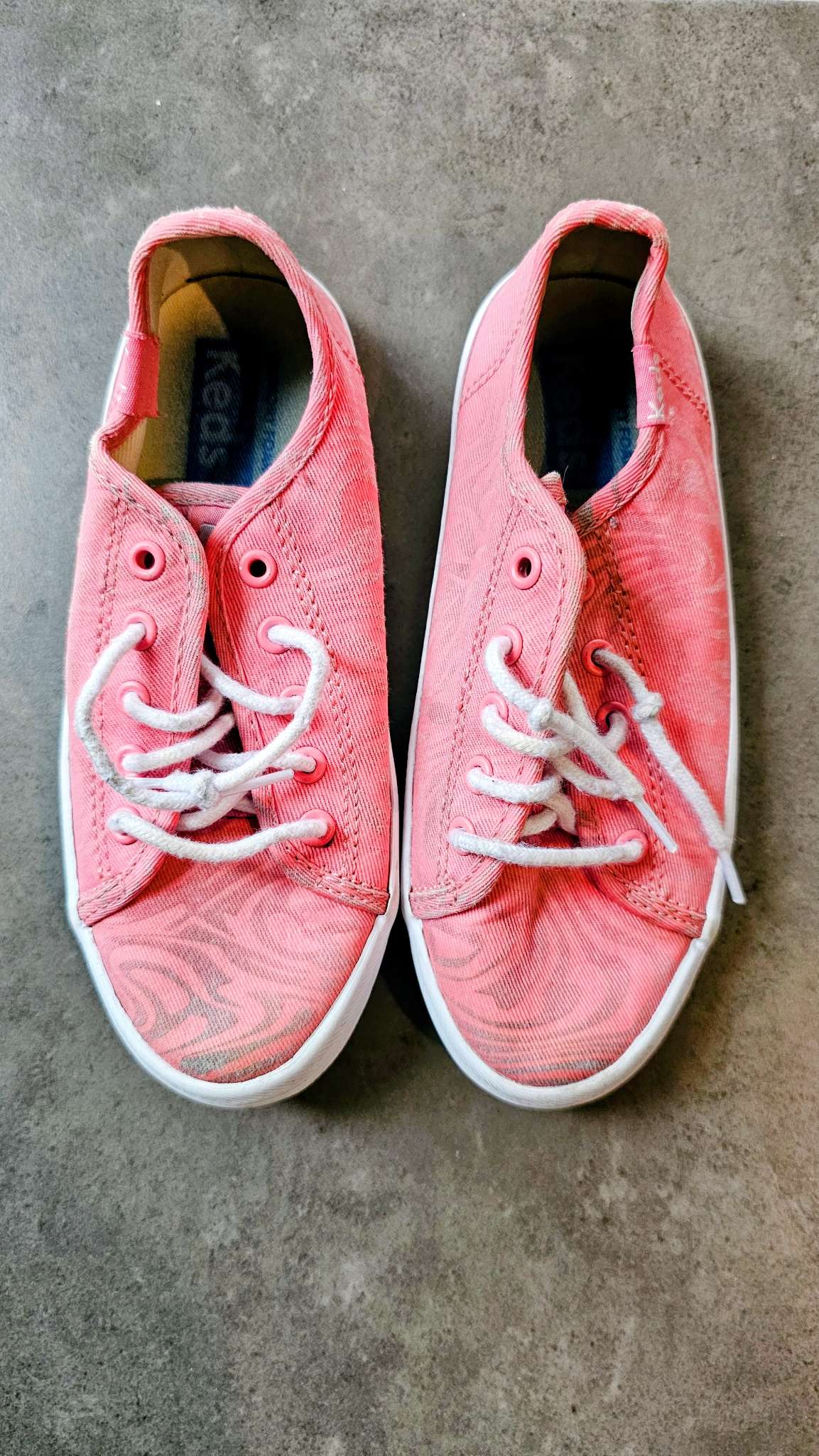 Keds Pink Canvas Sneakers (Size 11), Shoes 11 (Toddler:2-4yr)