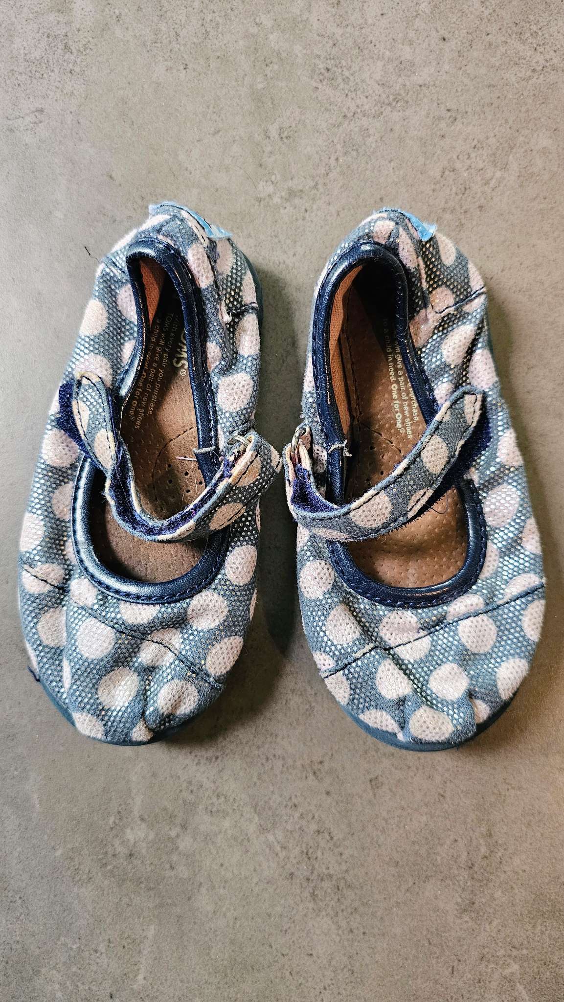TOMS Navy Polka Dot Mary Janes (Size 7), Shoes 7 (Walkers:12-24 mth)