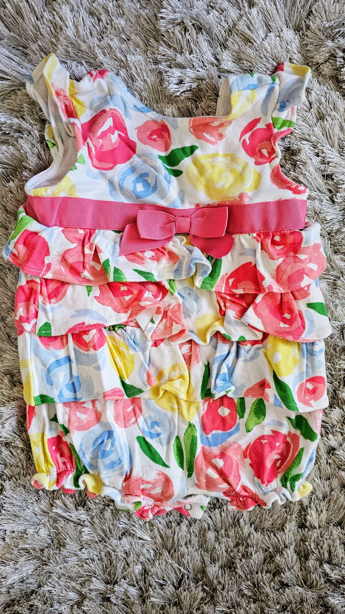 Gymboree Floral Ruffle Romper (6 Months), Kids 6 Month (3-6M)