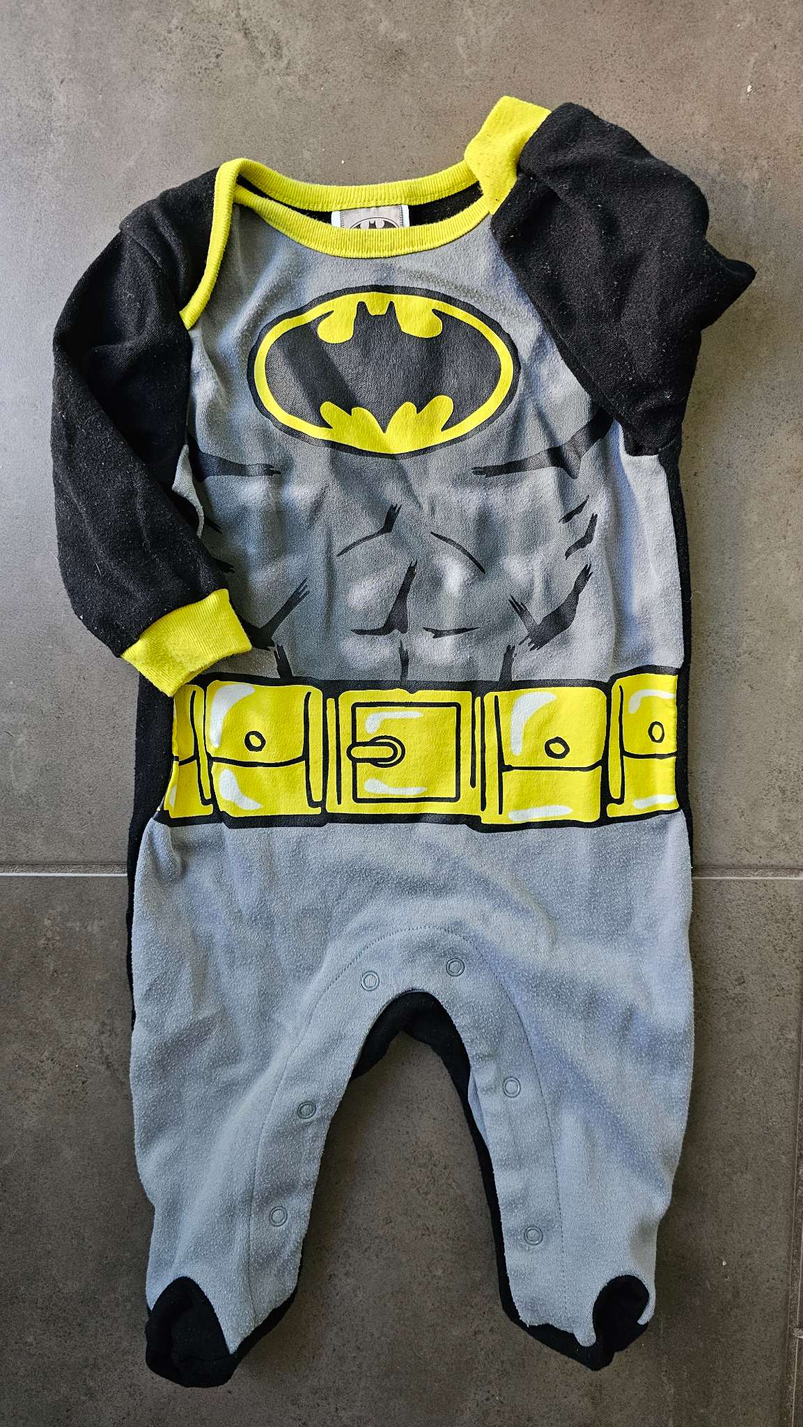 Batman Costume Zip Sleeper (3–6 Months), Kids 3 Month (0-3M)