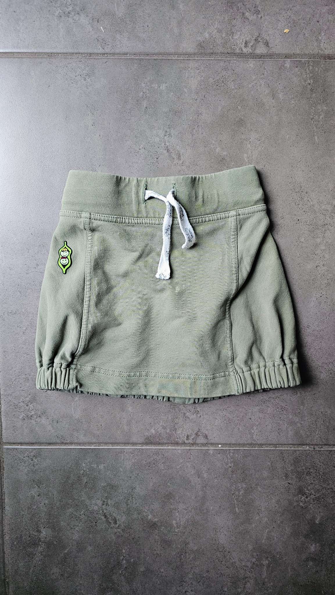Peekaboo Beans Olive Drawstring Skirt (Size 3), Kids 3T