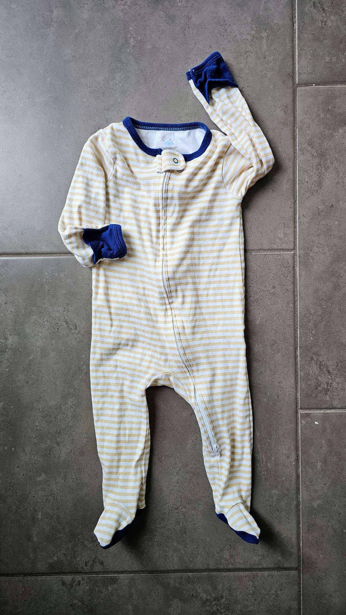 Cloud Island Striped Onesie 100% Cotton (6–9 Months), Kids 6 Month (3-6M)