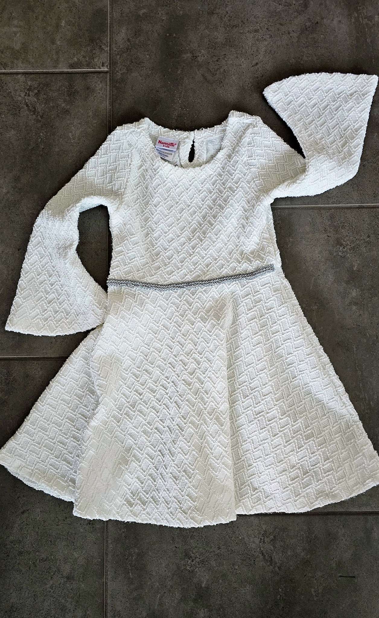 Nannette Kids Girls White Sleeve Dress – size 5, Kids 5/5T