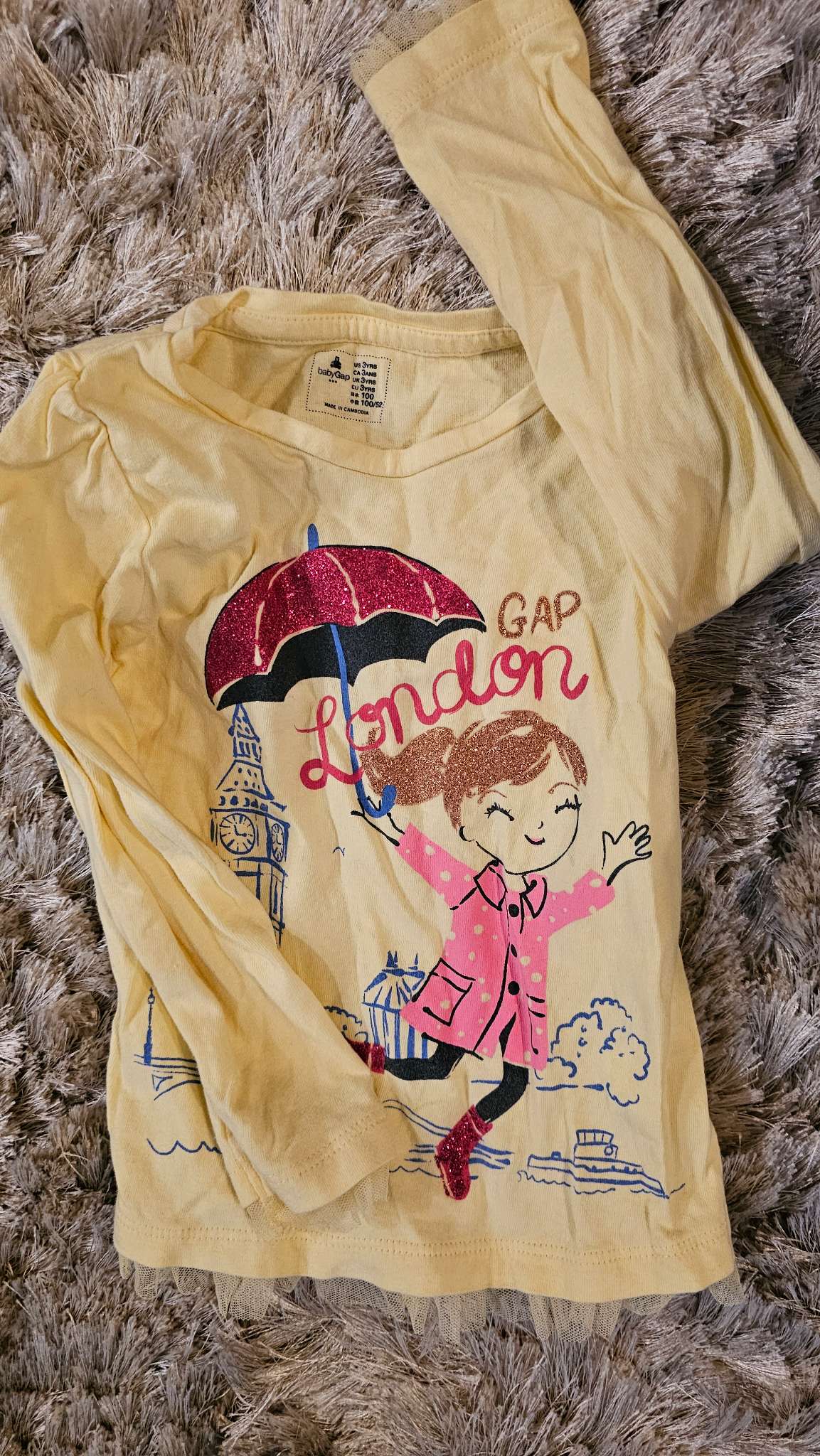 Gap Girls Yellow London Graphic Shirt - size 3, Kids 3T