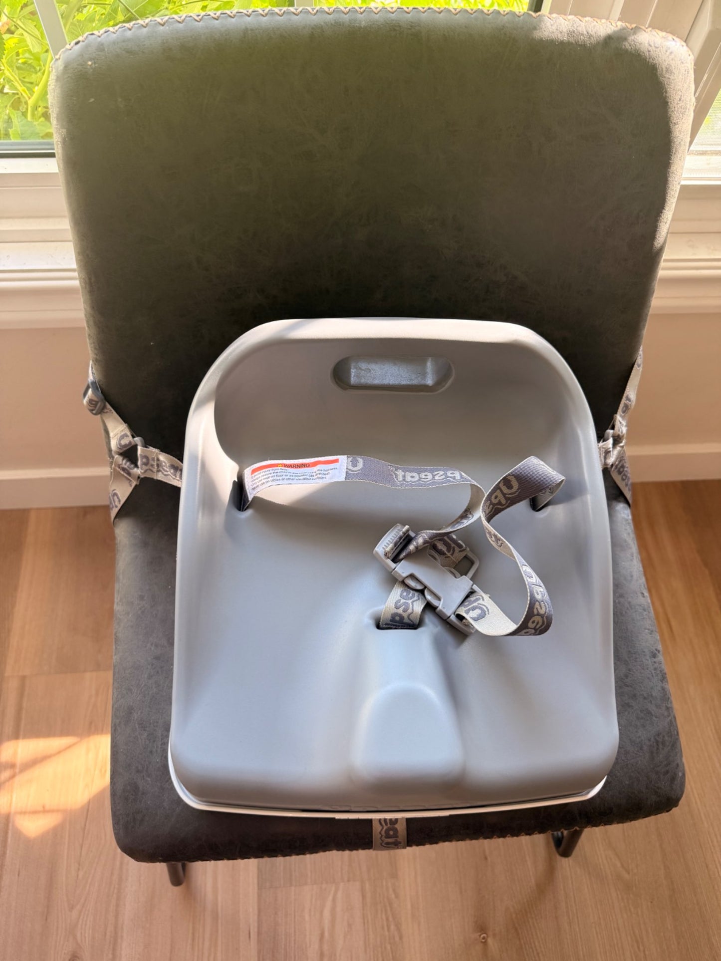 Upseat Toddler Booster Seat (1)