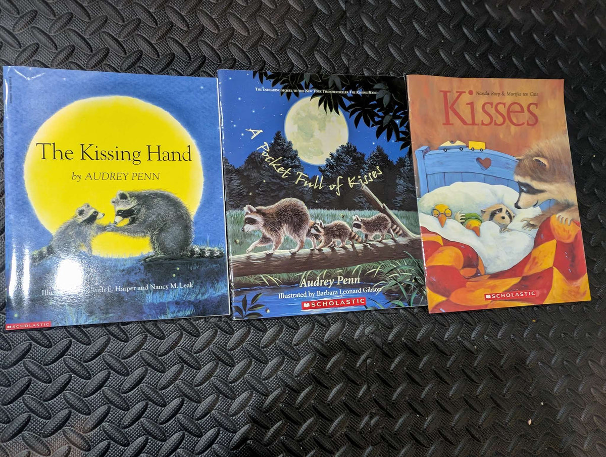 The Kissing hand collection