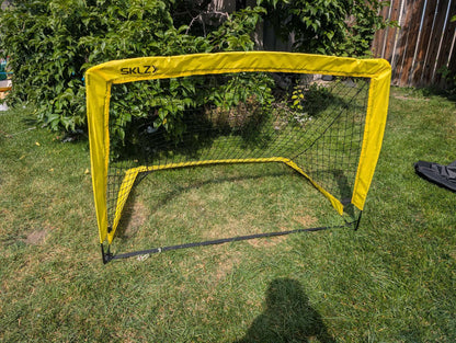 Portable soccer net