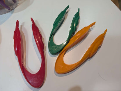 Plastic tweezers