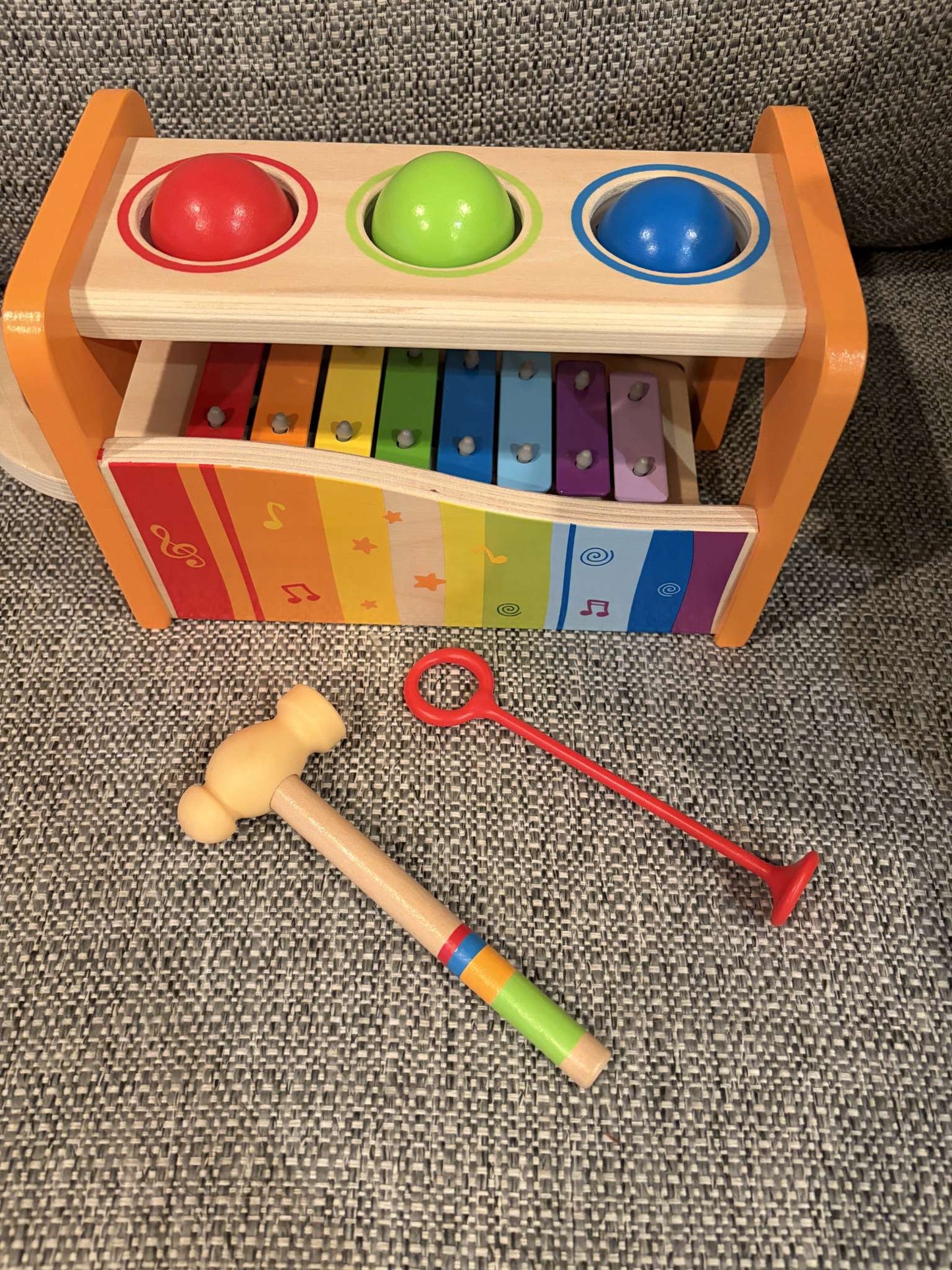 Hape - Pound & Tap Bench with Slide Out Xylophone