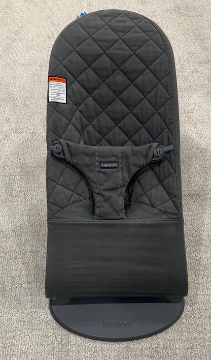 Babybjorn Bouncer Bliss Dark Grey Frame Classic Quilt Cotton Anthracite