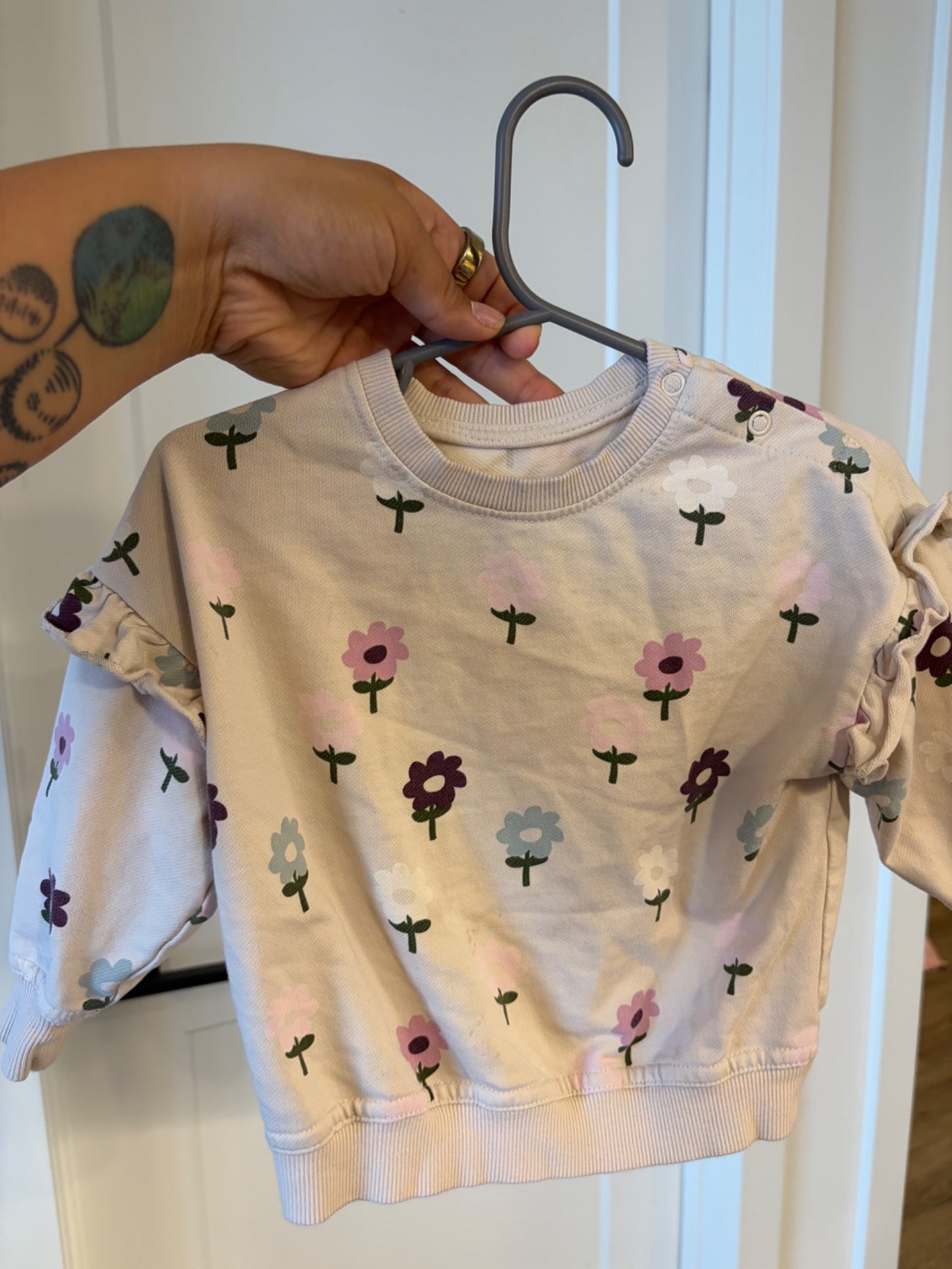 floral crew neck, neutral base, 12-18M , Kids 18 Month (12-18M)