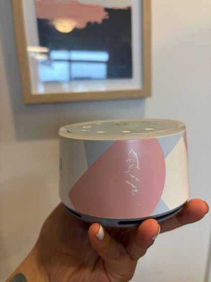 DreamEgg sound machine + light