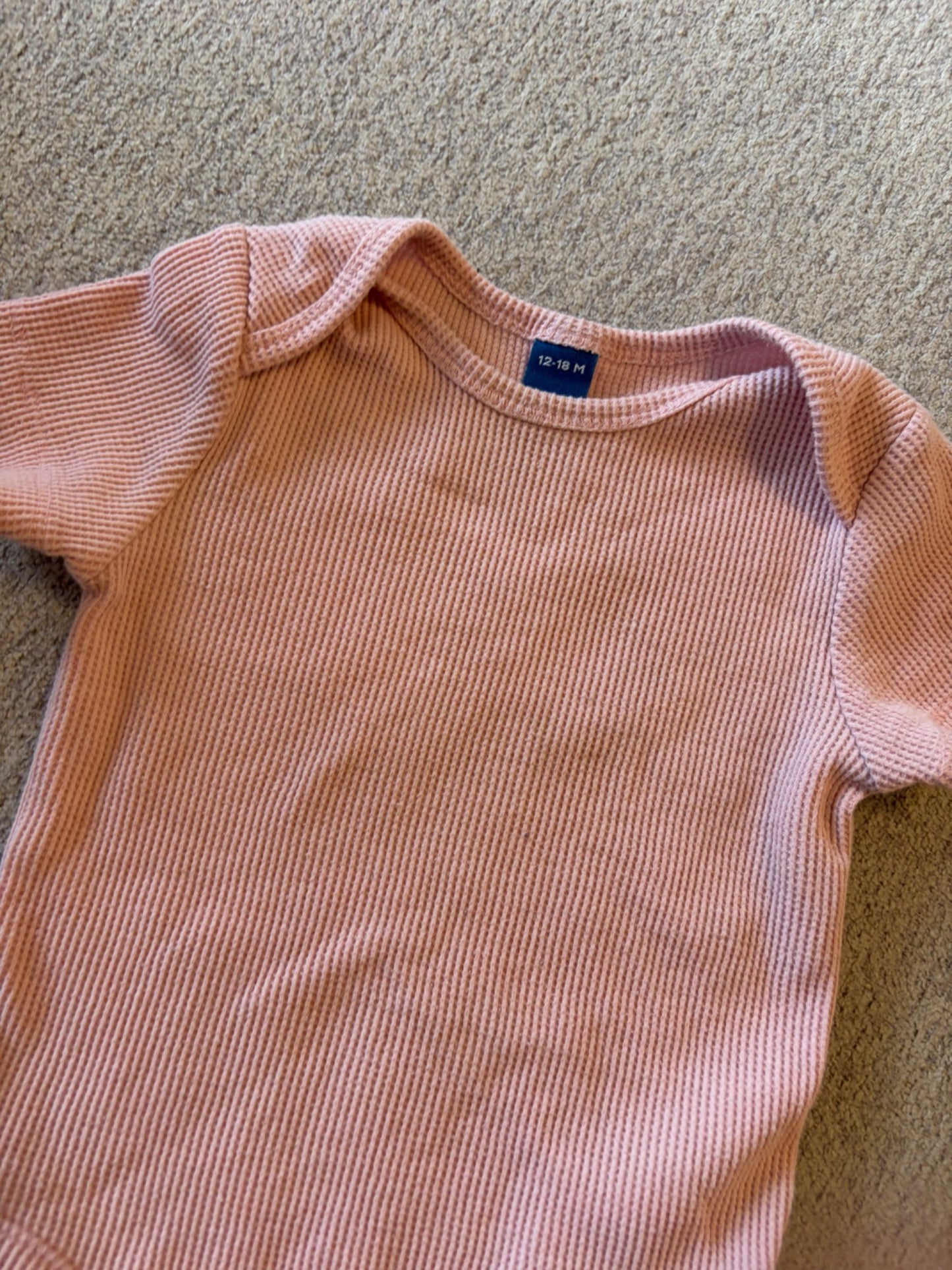 onsie/diaper shift, ribbed thicker material. 12-18M , Kids 18 Month (12-18M)