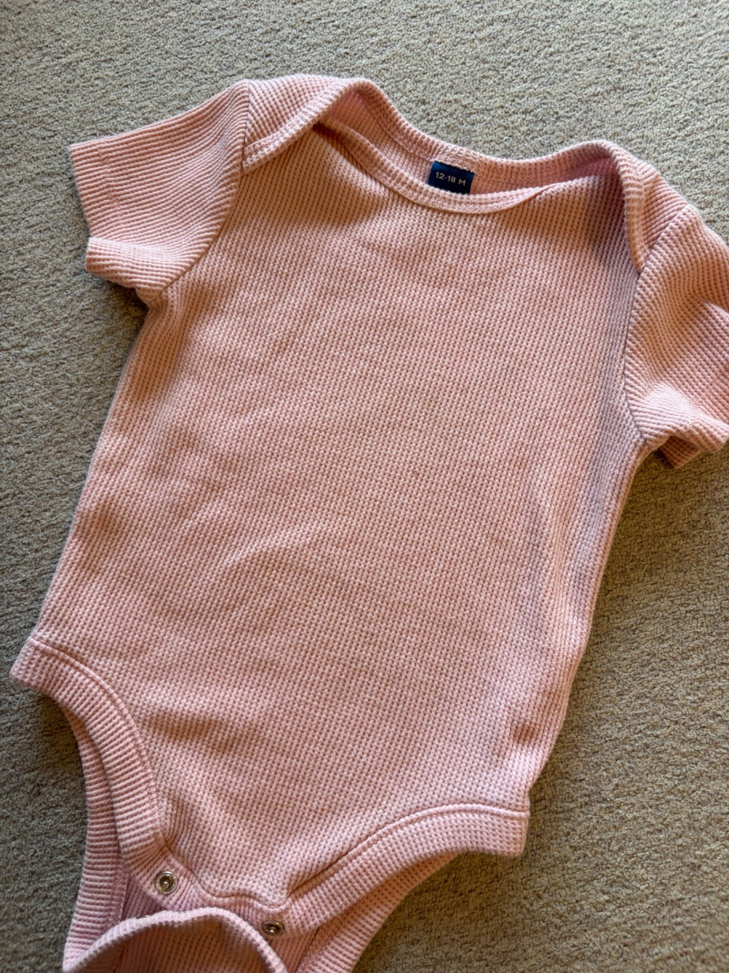 onsie/diaper shift, ribbed thicker material. 12-18M , Kids 18 Month (12-18M)