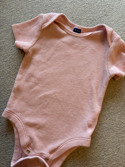 onsie/diaper shift, ribbed thicker material. 12-18M , Kids 18 Month (12-18M)