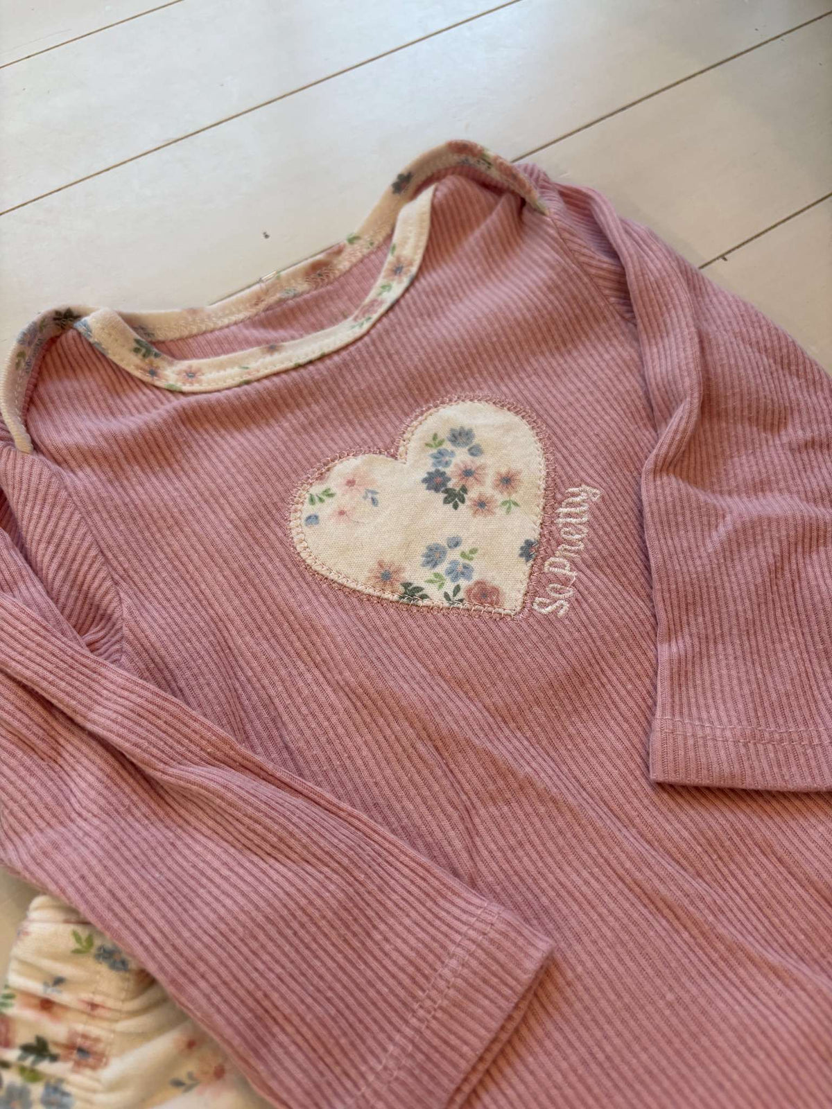 Floral Bodysuit & Pant Outfit, Kids 6 Month (3-6M)