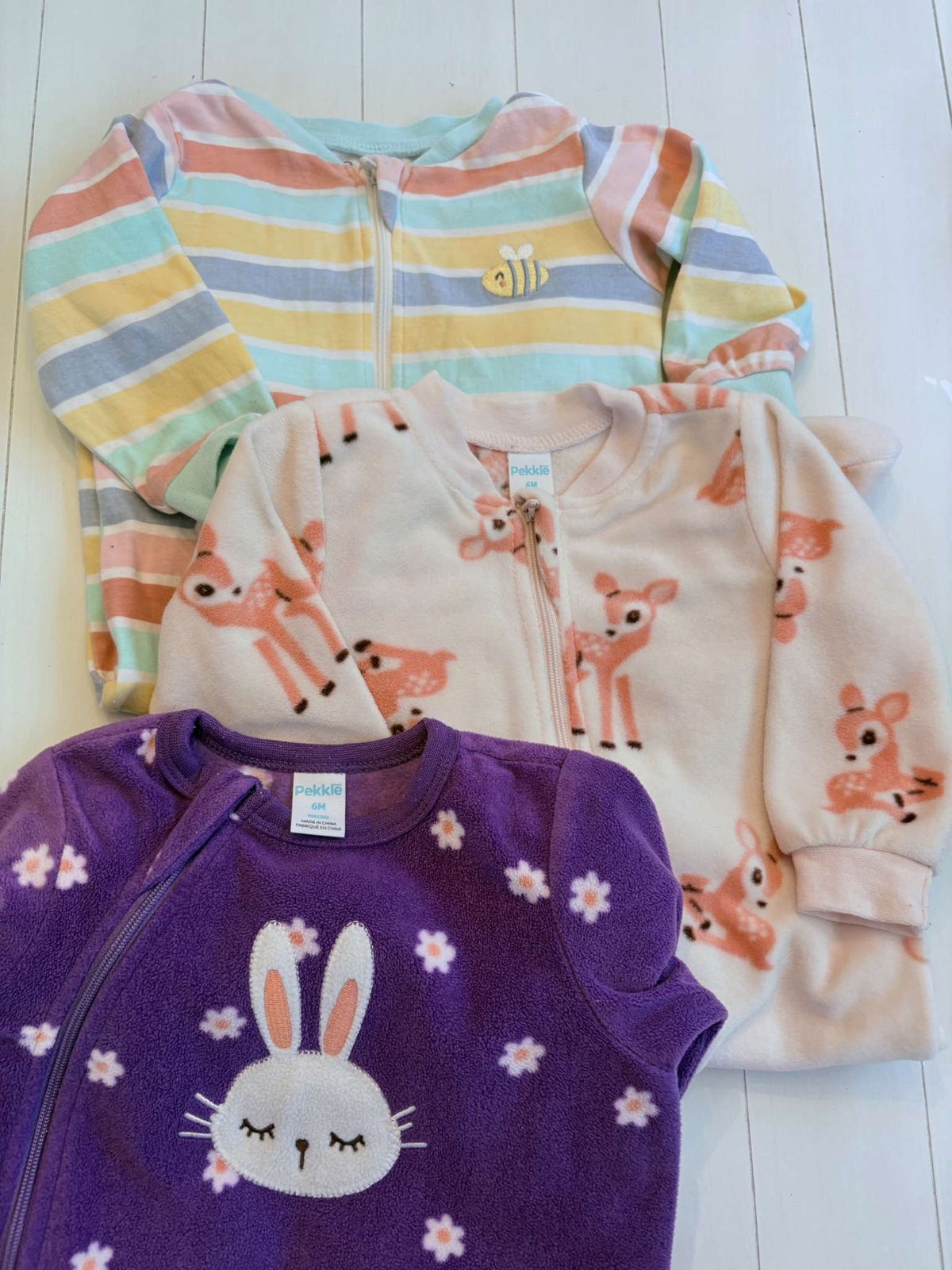 Set of 3 Onesie Sleepers, Kids 6 Month (3-6M)