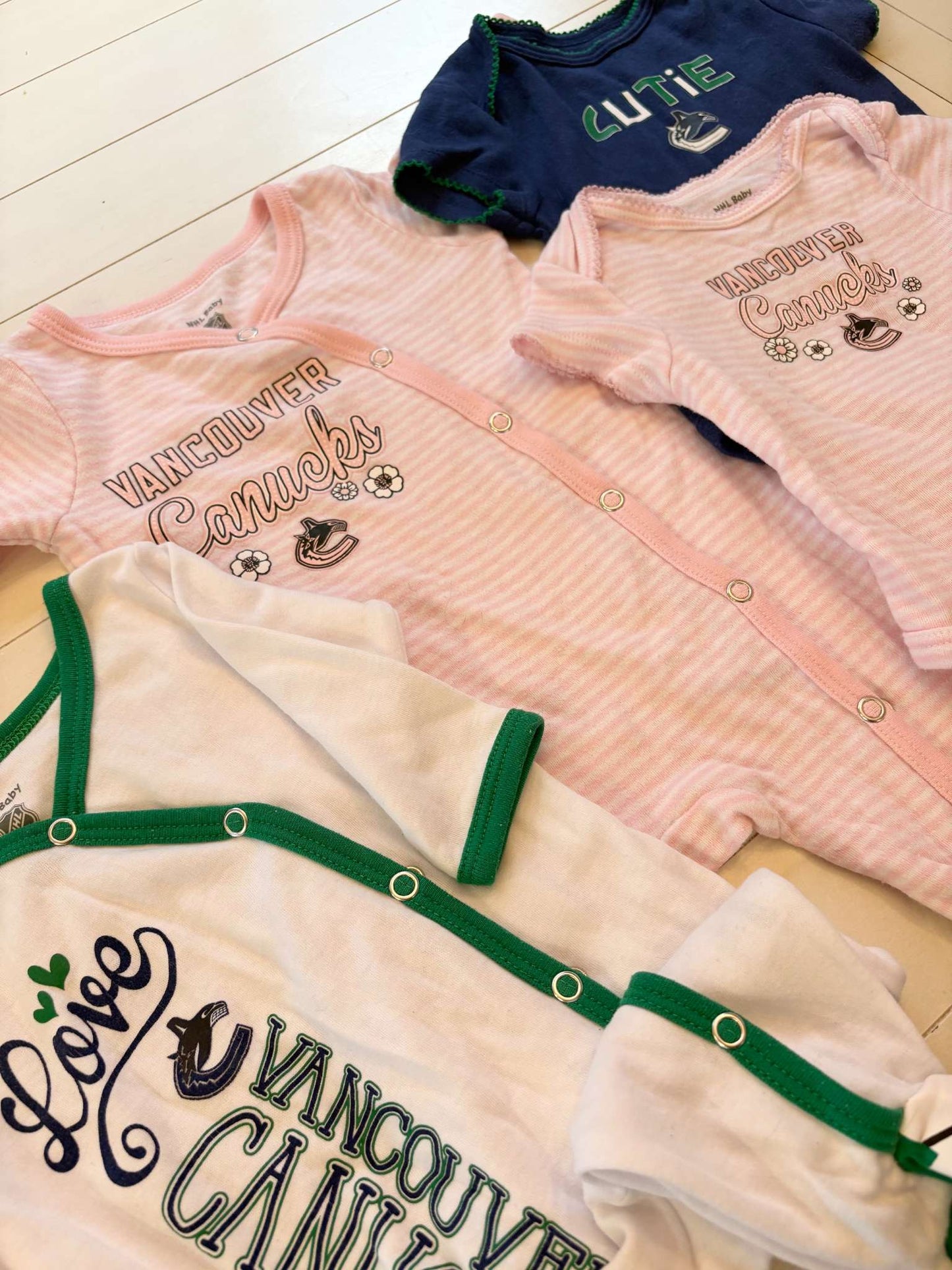 Vancouver Canucks Bundle, Kids 3 Month (0-3M)