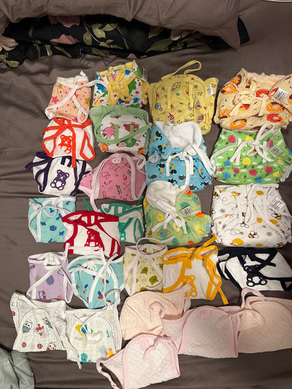 Reusable cloth diapers