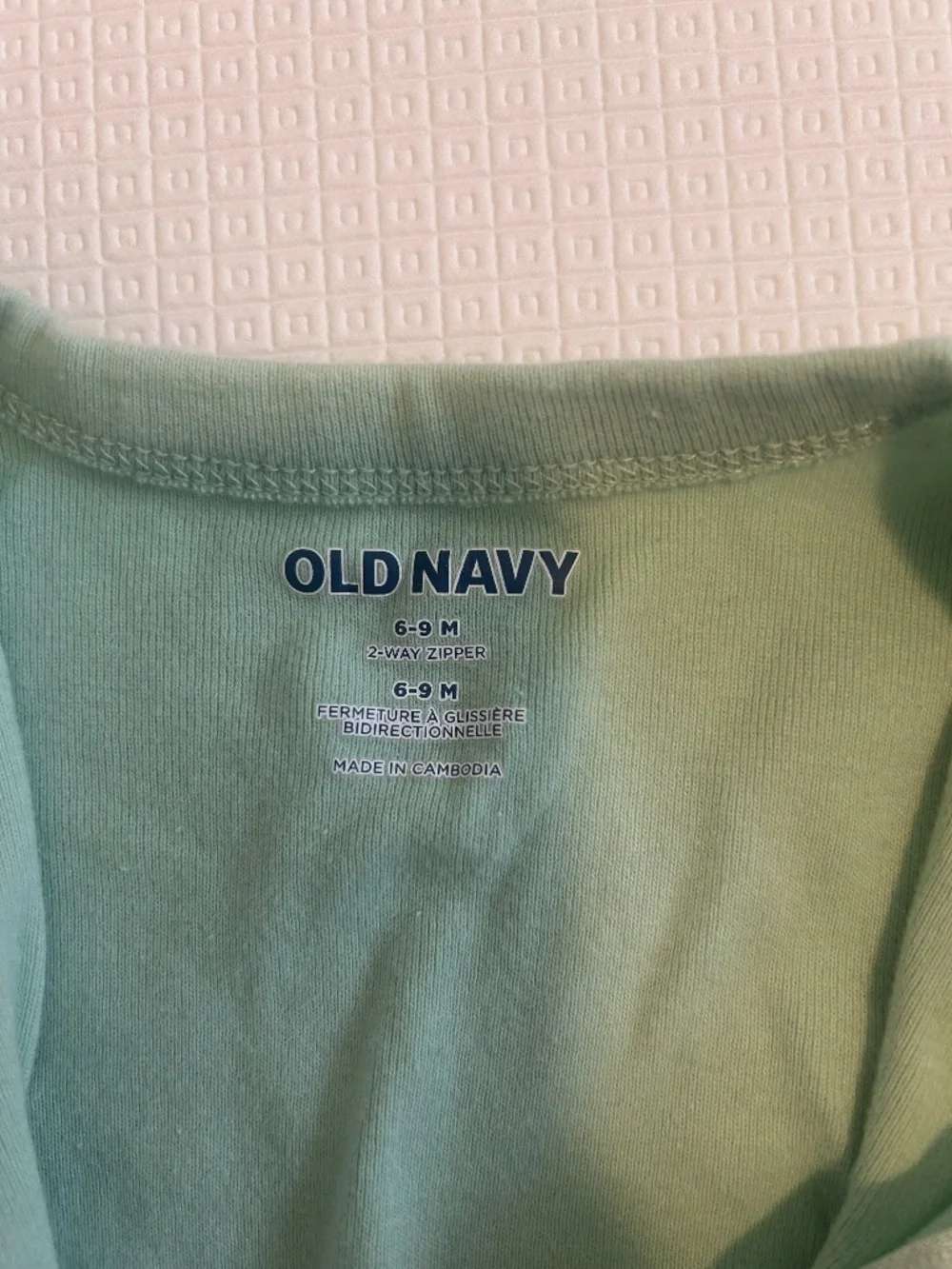 Old Navy Footie, Kids 9 Month (6-9M)