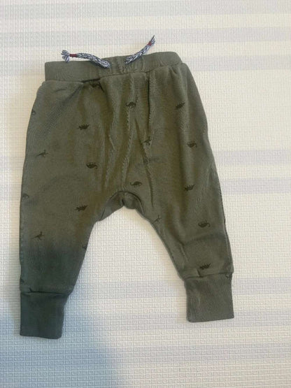 Joe Fresh baby pants, Kids 6 Month (3-6M)