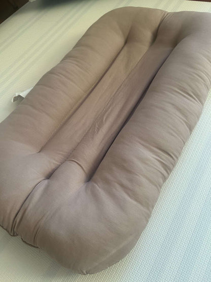 Snuggle Me Lounger with covers