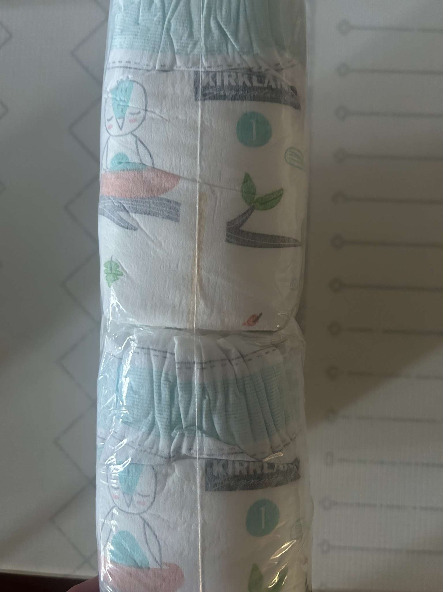 Kirkland Size 1 Diapers