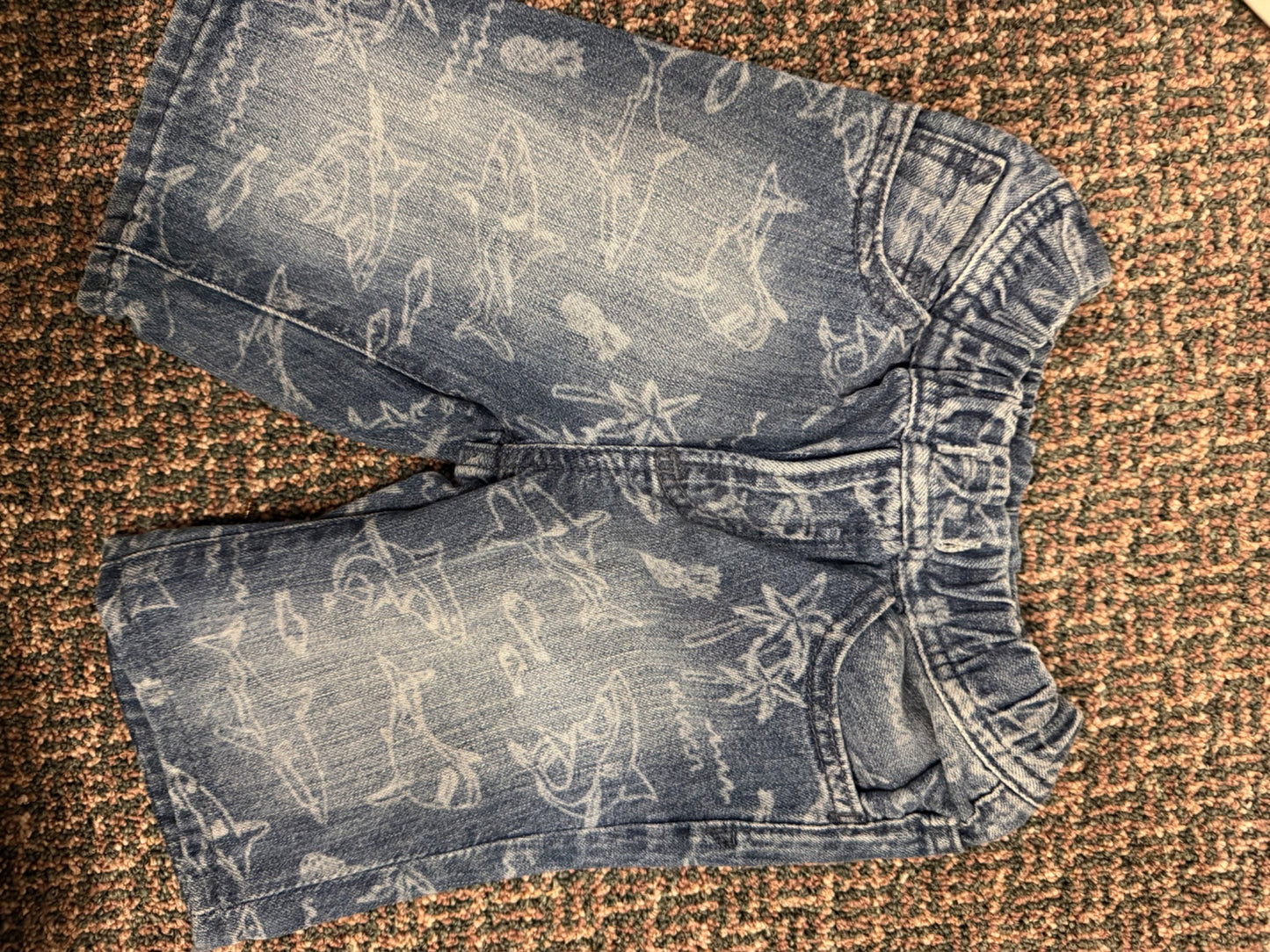 2 pieces bundle - Nike T-shirt and Short Jean - 4T, Kids 4/4T