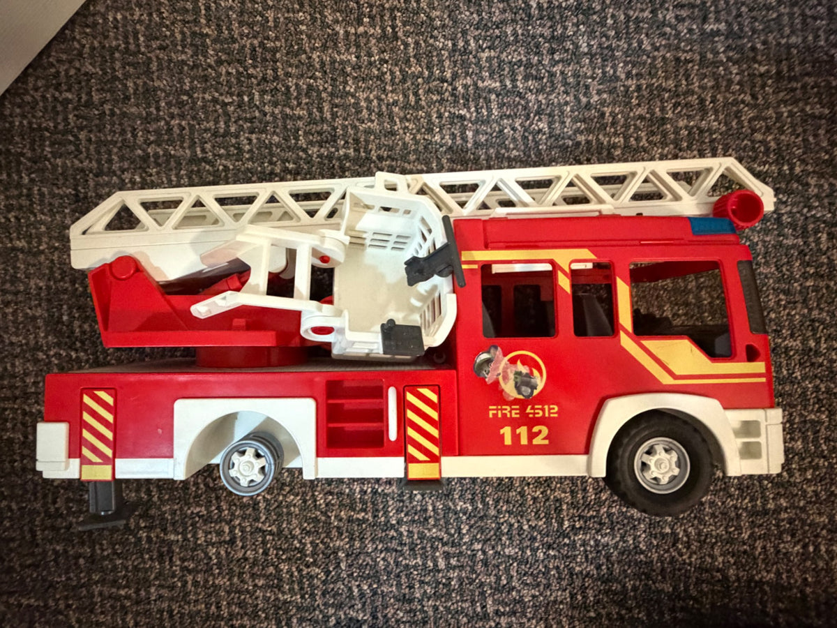 Playmobil - Firetruck and camper van