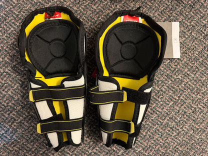 CCM Hockey Shin Pad - Size 23cm