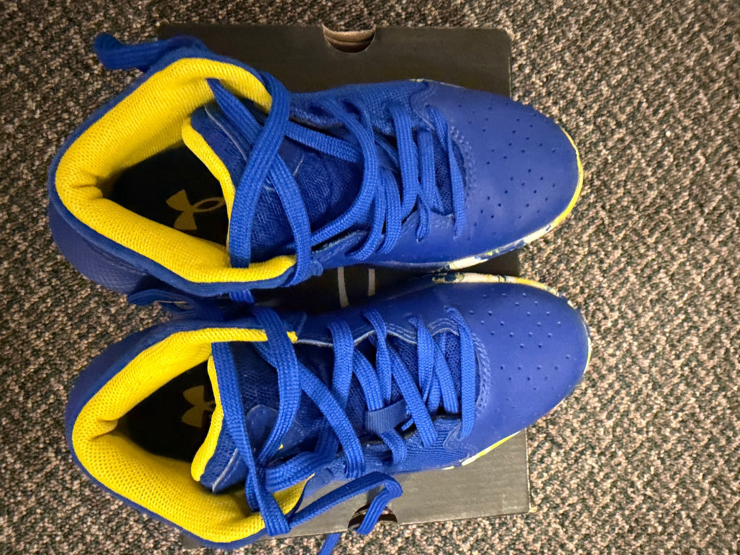 Under Armour Basketball Shoes, Shoes 13 (Kids:4-8yr)