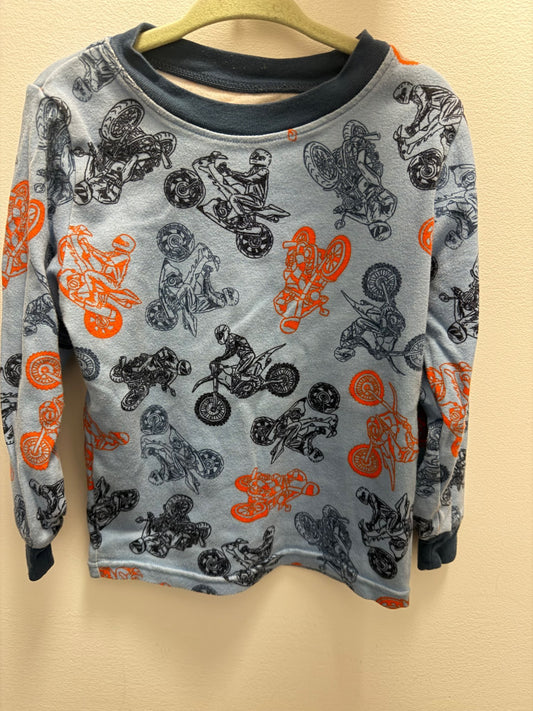 Kirkland 5 years old pajama set, Kids 5/5T