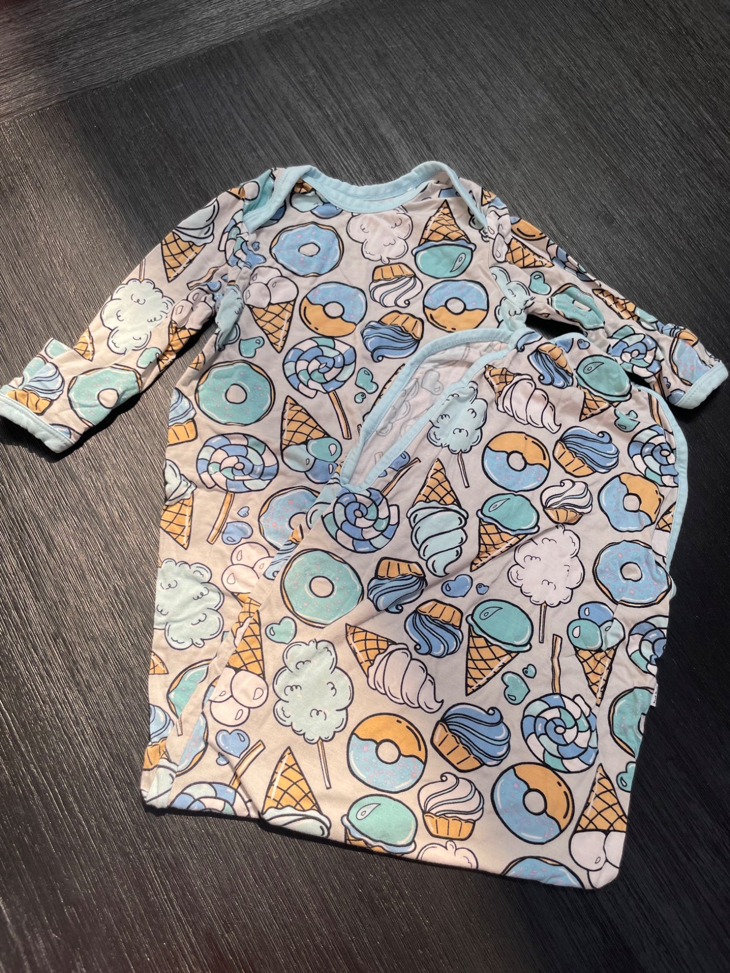Little sleepies knotted gown, Kids Newborn