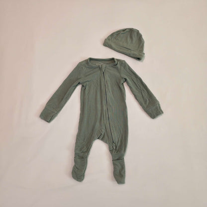 NB ribbed sage Carter's purley soft 2-Way Zip Sleeper and hat, Kids Newborn