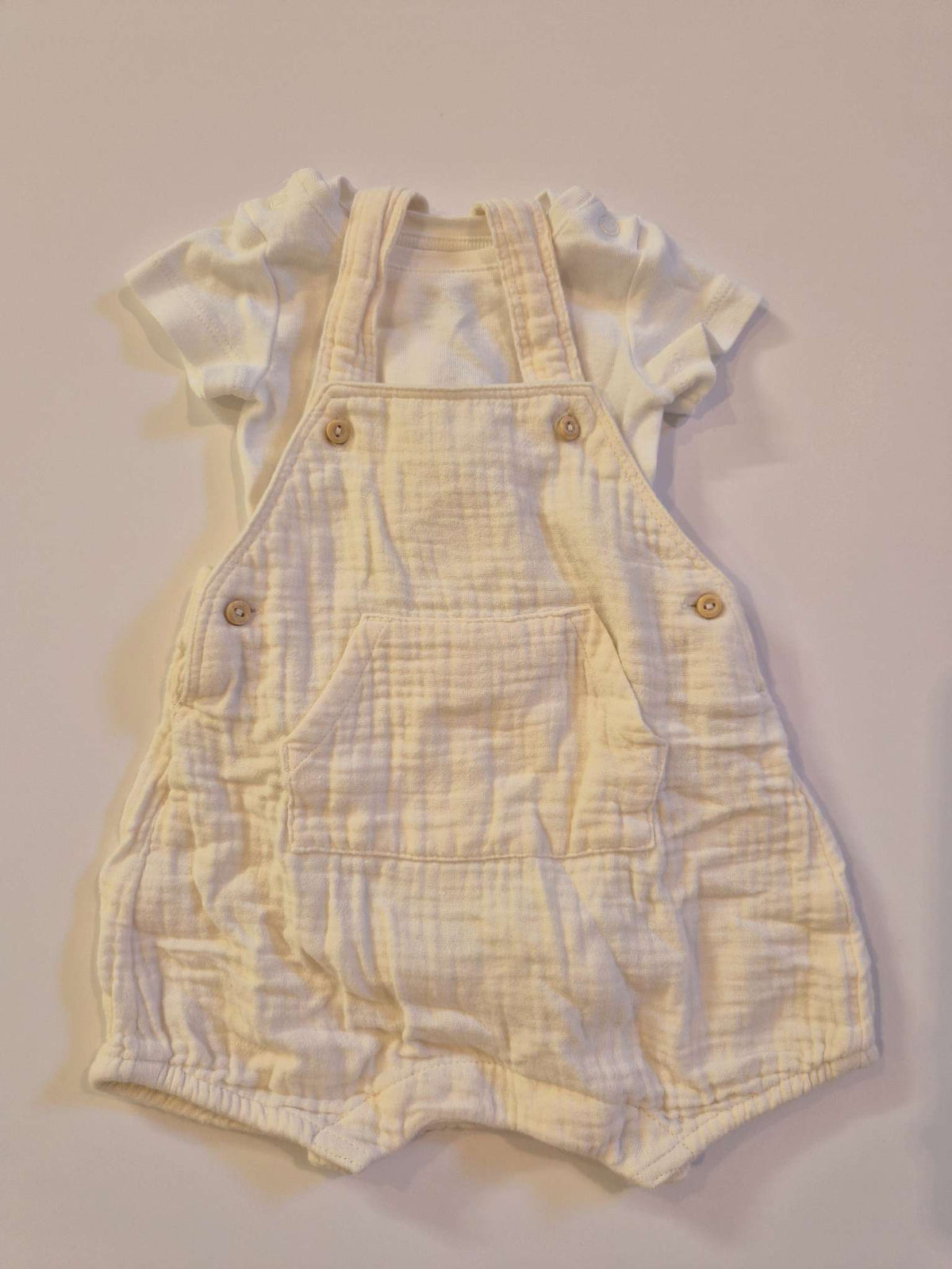 NB 1-2M beige shortall and bodysuit outfit set, Kids Newborn