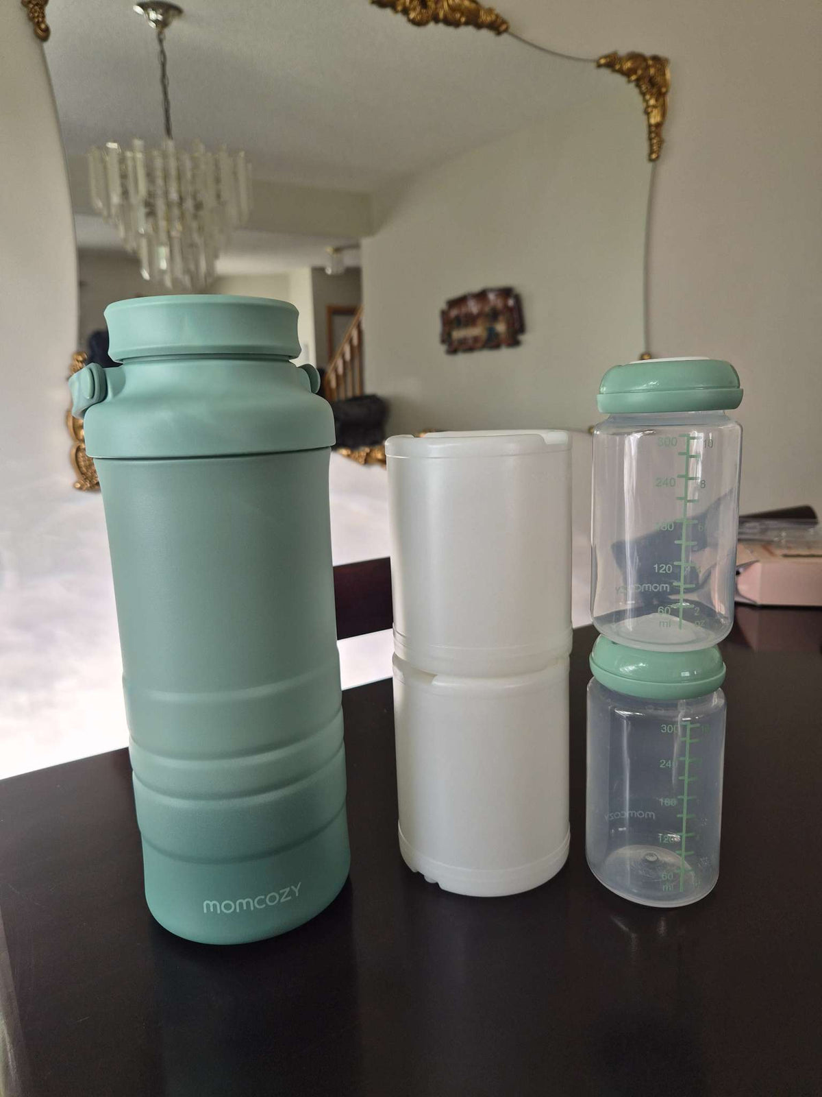 MomCozy 22oz travel bottle cooler