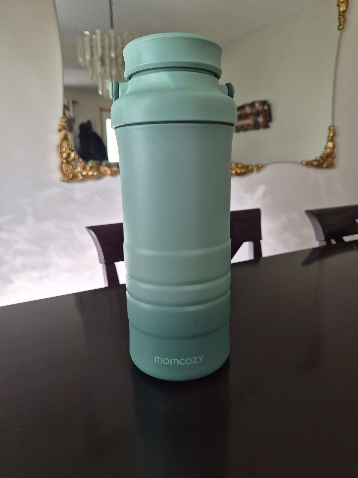 MomCozy 22oz travel bottle cooler