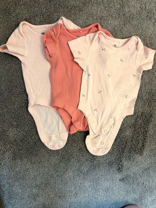 3 pack M&S onesie set (0-3 months), Kids 3 Month (0-3M)