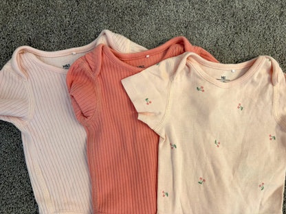 3 pack M&S onesie set (0-3 months), Kids 3 Month (0-3M)