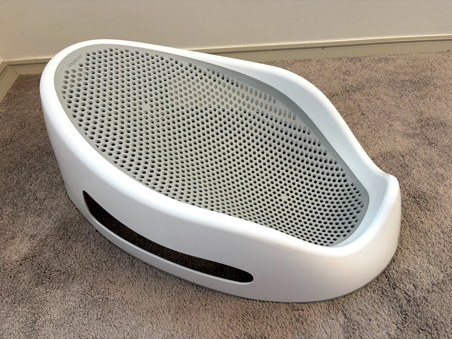 Angelcare bath seat - grey (excellent used condition)