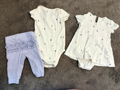 Carter's 0-3m balloon bundle , Kids 3 Month (0-3M)