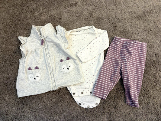 Carter's outfit set -- vest, onesie and pants - fox themed 0-3 month, Kids 3 Month (0-3M)