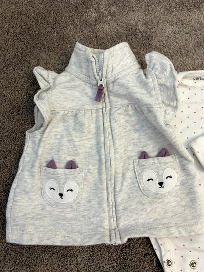 Carter's outfit set -- vest, onesie and pants - fox themed 0-3 month, Kids 3 Month (0-3M)