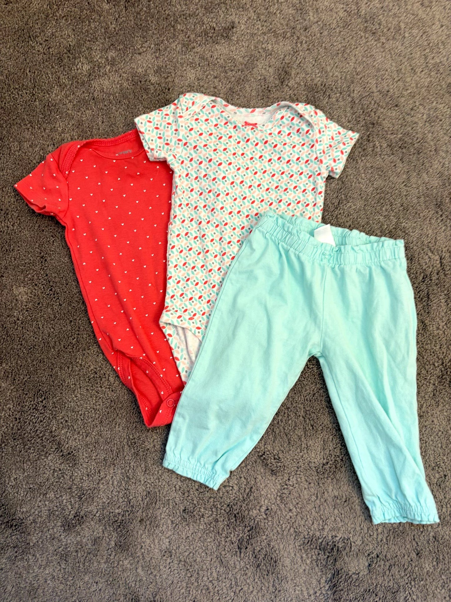 Carter's 3-6 month outfit bundle , Kids 6 Month (3-6M)