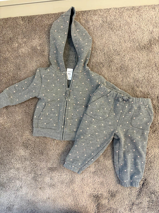 Extremely cozy sweat set (zip sweater and jogger pants)  from Carter's (3-6 month), Kids 6 Month (3-6M)
