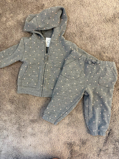 Extremely cozy sweat set (zip sweater and jogger pants)  from Carter's (3-6 month), Kids 6 Month (3-6M)