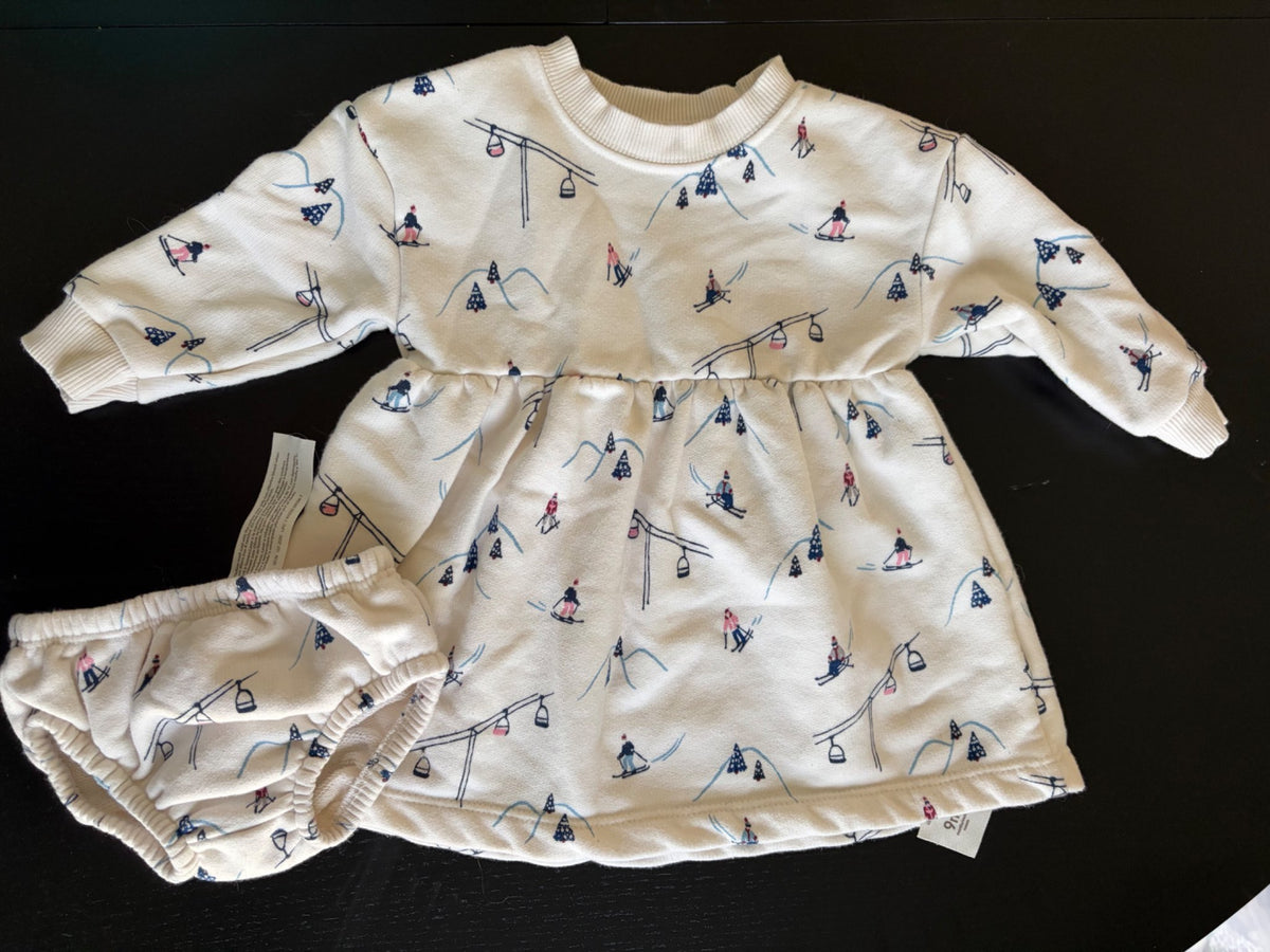 Little Planet by Carter's  Ski Themed Dress set, 6-9 months - absolutely adorable and soft, Kids 9 Month (6-9M)